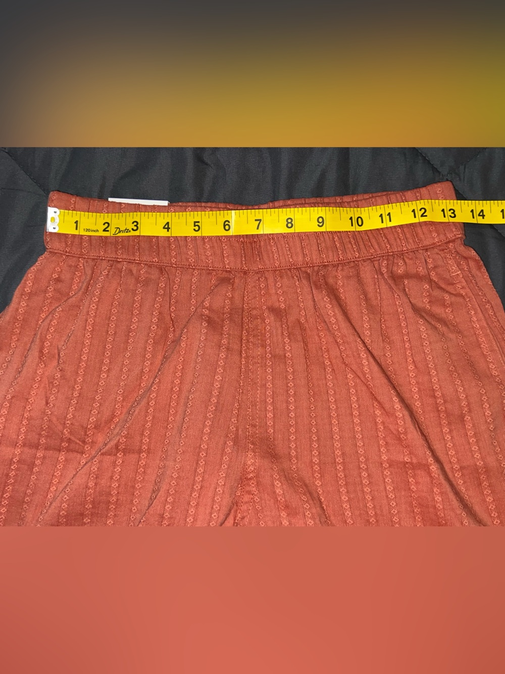 Three Dots Women's Burnt Orange Flat-Front Elastic-Waist Shorts
